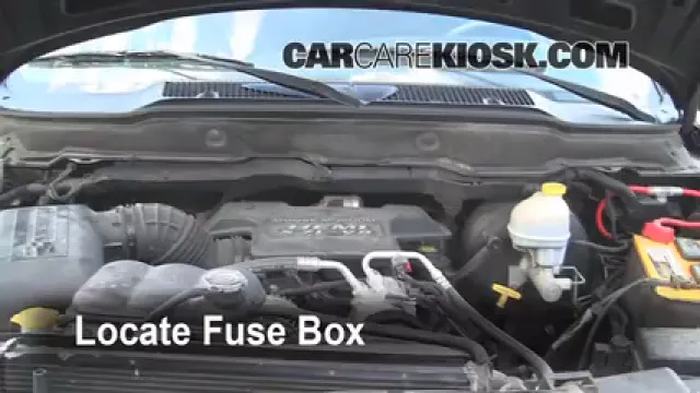 2003 Dodge Ram 2500 5.7L V8 Crew Cab Pickup (4 Door) Fusible (moteur) Contrôle